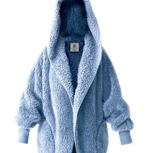Gorgeous light blue sherpa!